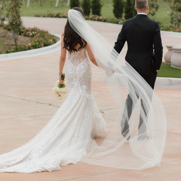 BERTA BRIDAL 19-110 ATHENS COLLECTION WEDDING DRESS - Picture 6 of 9